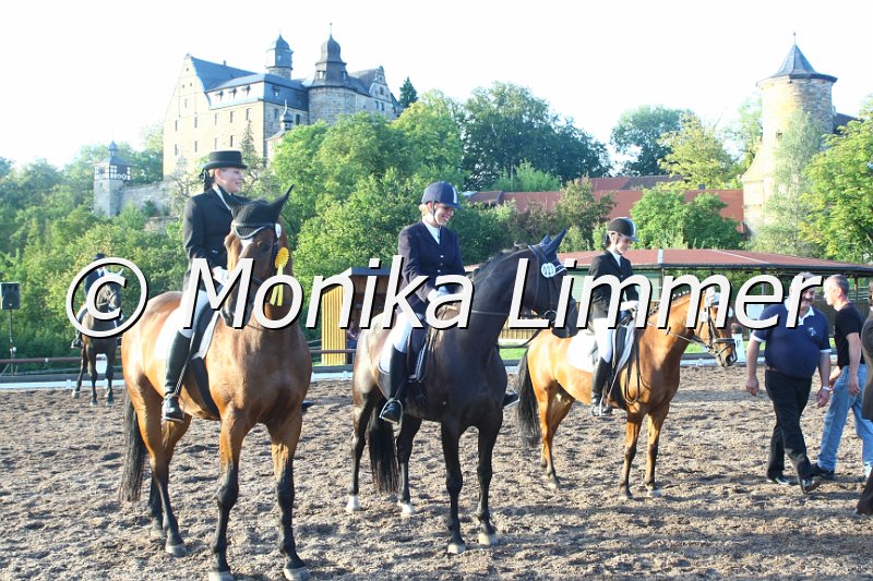 109M5111_Dressurreiter A.JPG